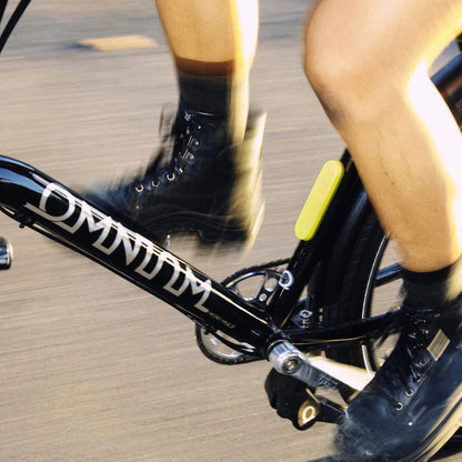 Knog Scout 自行車警報及追蹤器
